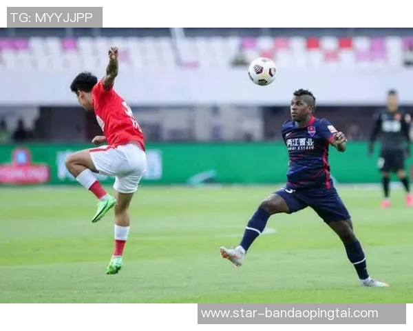 实时新闻深圳飞盘队灵活性分析及其在比赛中的战术优势探讨